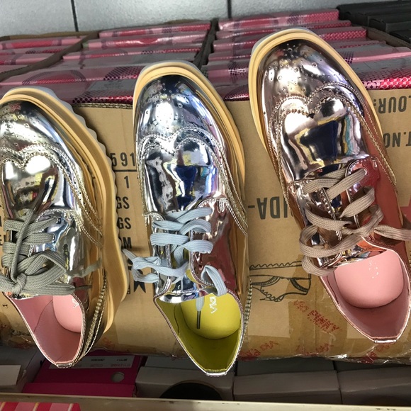 $15 📚 Oxford Platform sneaker shoes - Picture 6 of 7